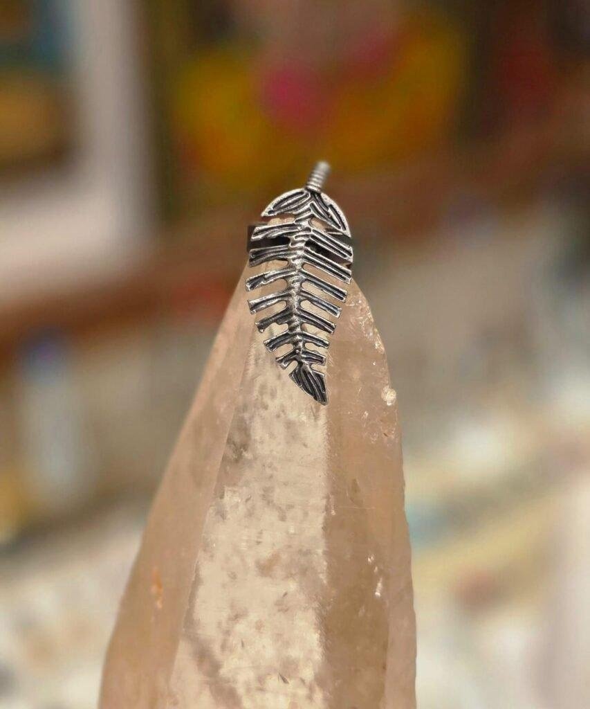 Lunara Modern Disc Ring (Style 8)